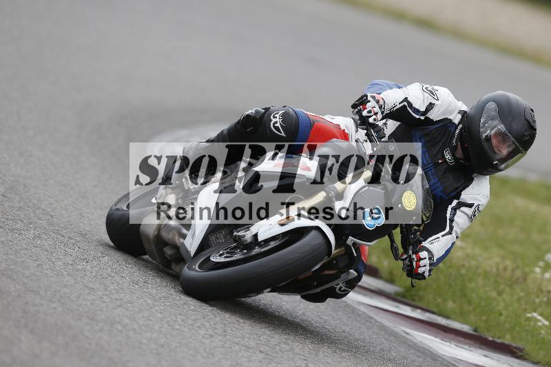 /09 19.04.2026  Caremotion get faster ADR/Gruppe gelb/3